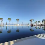 Azar Luxury Vlorë