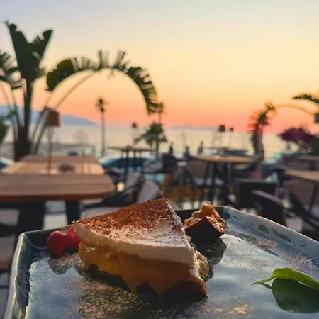 Lägenhetshotell Azar Luxury