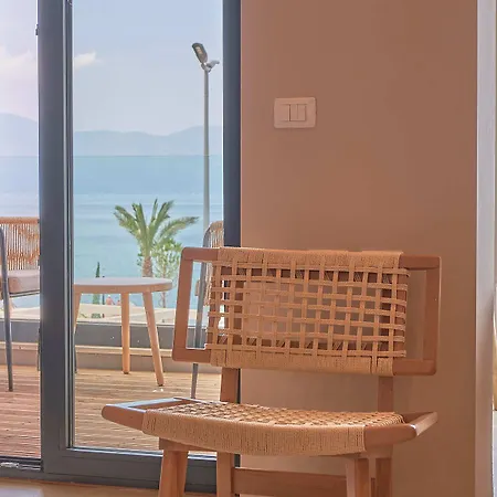 Azar Luxury Vlorë