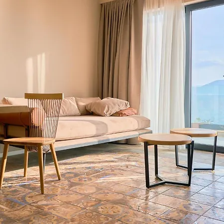 Aparthotel Azar Luxury 4*