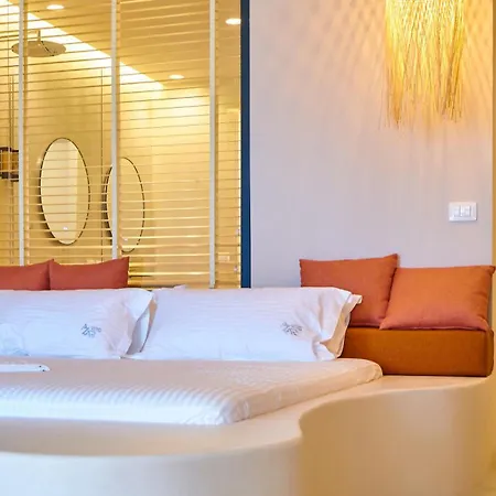 شقة فندقية Azar Luxury 4*