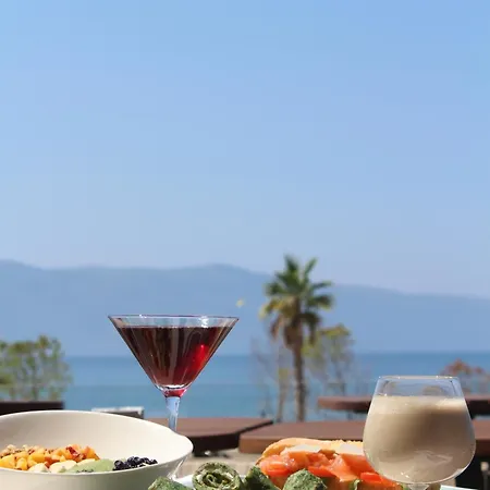 شقة فندقية Azar Luxury 4*