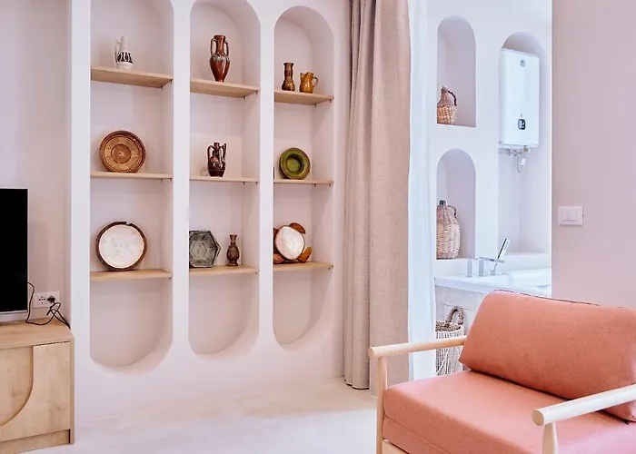 Lägenhetshotell Azar Luxury 4*