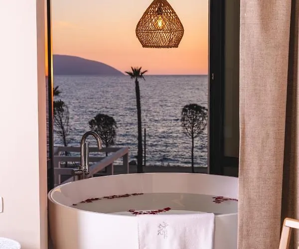 Azar Luxury 4* Vlore