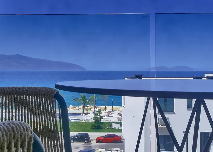 Azar Luxury 4* Vlore