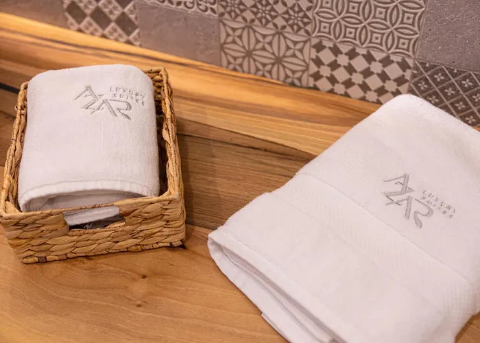 Aparthotel Azar Luxury 4*