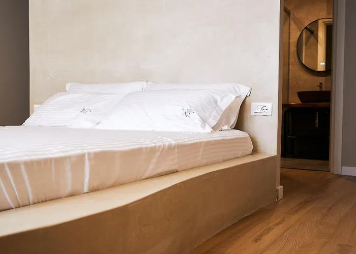 Azar Luxury