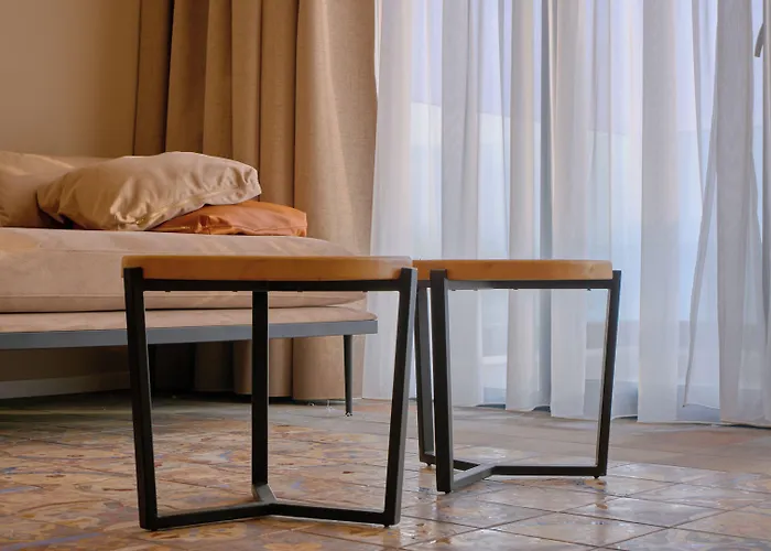 Azar Luxury Lägenhetshotell 4*