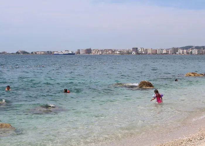 Aparthotel Azar Luxury Vlore